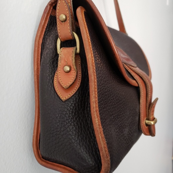 Brown Dooney & Bourke Crossbody - Picture 5 of 8